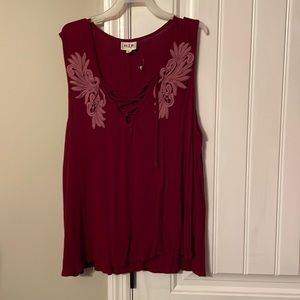 H.i.p. Tank like new 2X Maroon runs small